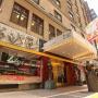 Roger Smith Hotel