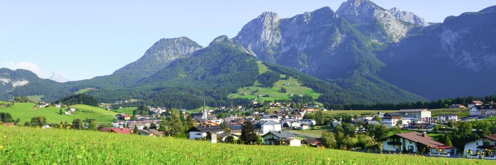 Set in Abtenau, 44 km from Berchtesgaden, Appartements Kristall offers free bikes and free WiFi. Get instant confirmation with FREE cancellation at most properties on our site! Find a cancellation policy that Check-in date. Check-in date. Appartements Kristall, Abtenau Updated 2020 Prices