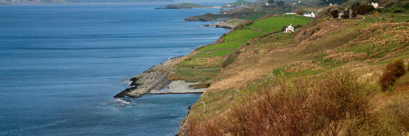Valentia Island to Bantry - 4 ways to travel via train, bus, taxi 