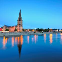 Location, Near the town centre on Thurles side of town No, please collect your online booking at a ticket vending machine when you reach your destination Nenagh, Co. Tipperary - Irish Rail