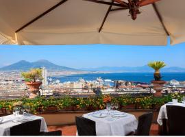 I 10 Migliori Hotel Con Piscina Di Napoli Italia Bookingcom