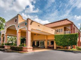 The 10 Best Hotels Close To Red Barn Flea Market In Bradenton Usa