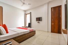 OYO 69586 Hotel Moonwalk