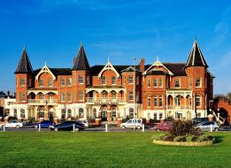 Esplanade Hotel On The Seafront