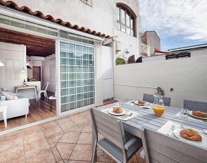 Apartamento de 2 dormitorios con terraza