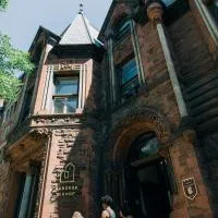 Auberge Bishop Downtown, Montréal - Promo Code Details