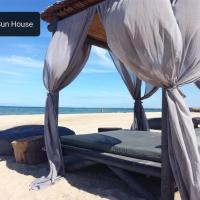 Sea & Sun House