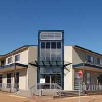 Booking Com Hotels In Griffith Book Your Hotel Now