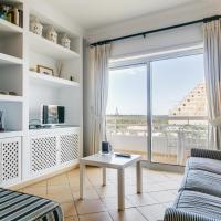 Feels Like Home Monte Gordo Beach Apartment with Balcony