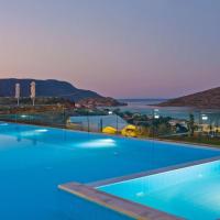 Royal Marmin Bay Boutique & Art Hotel