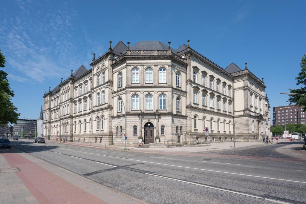 Reichshof Hamburg, Curio Collection by Hilton