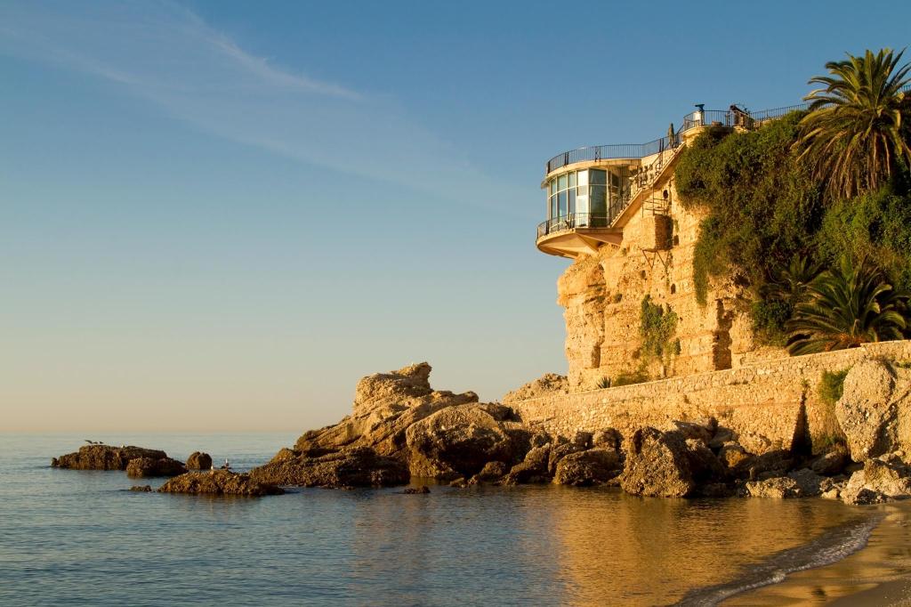 Charming Nerja Hostel