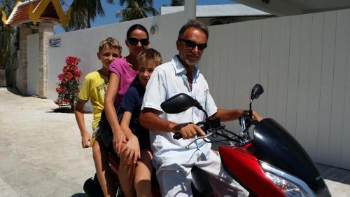 Bojan and family