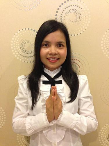Director of Casuarina Shores company Miss Duangduan Chukham (Khun Apple)
