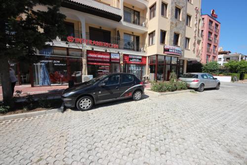 MENADA APARTMENTS