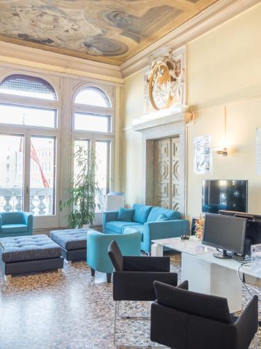 Pleuwy Reception