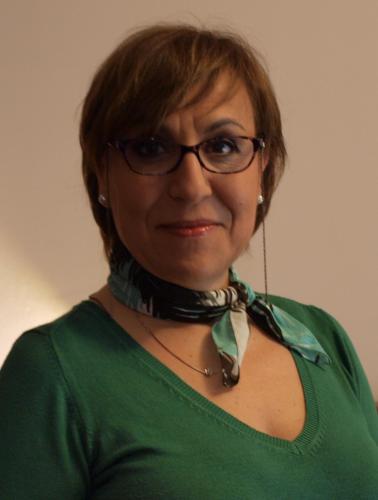 Angeles Medina