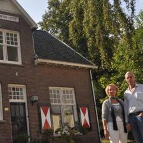 Welkom in ons gastvrije natuurhuisje, Gerhard en Bernadette
