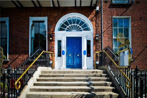 Cliff Townhouse