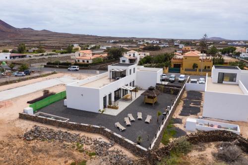 Agua Surfhouse