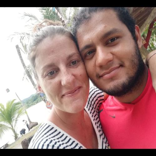 Charlene y Joshua